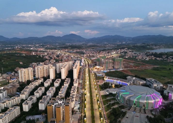 LED显示屏,LED显示屏厂家,LED照明厂家,照明解决方案,显示屏解决方案